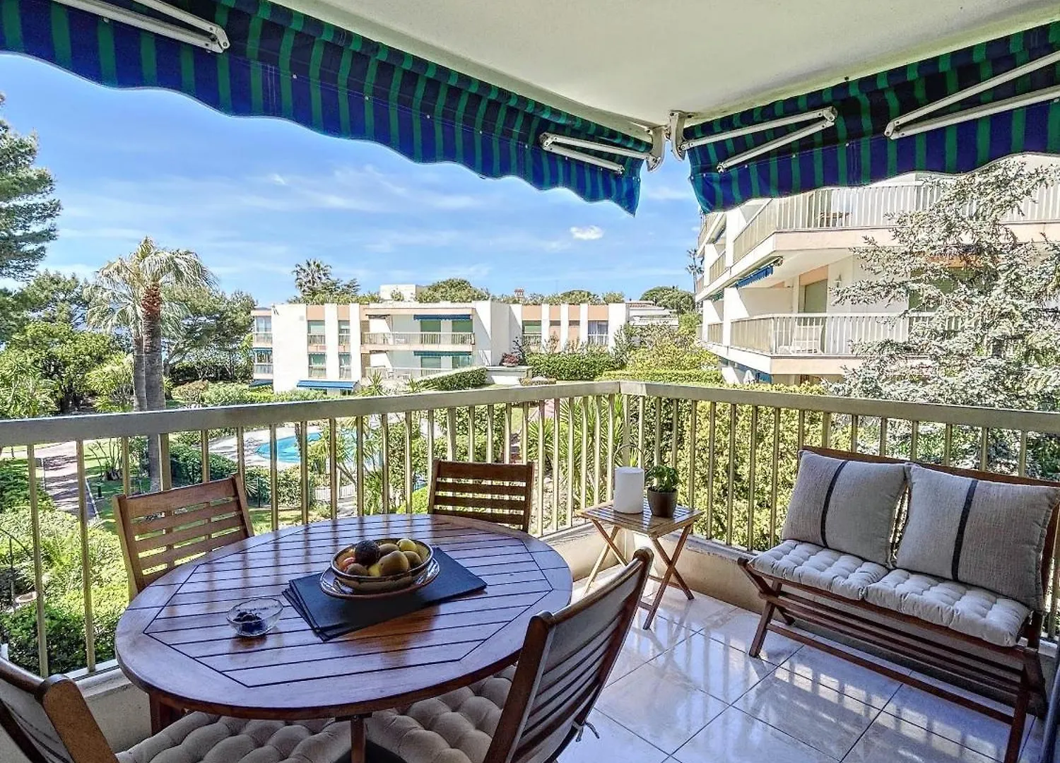 Superbe Appartement Plage Du Midi 2 Piscines 325L Cannes Apartment